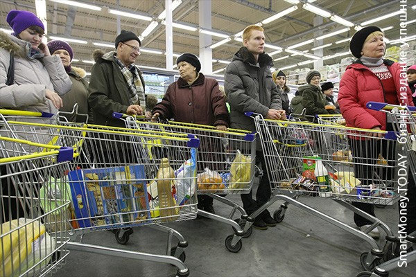 Бедным россиянам выдадут продуктовые талоны